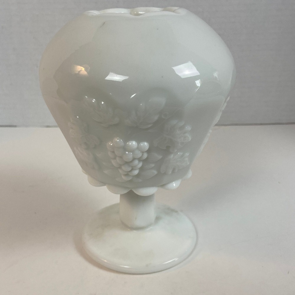 Vintage Westmoreland Milk Glass Ivy Grape Pedestal Rose Bowl White Footed Vase